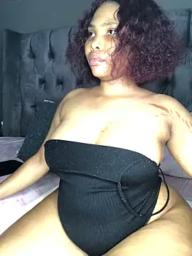 Snapshot of Anaelle24 chatting on January 15, 7:15 am Anaelle24 online show from January 15, 7:15 am