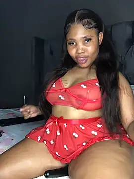 Snapshot of Anaelle24 chatting on March 10, 4:57 pm Anaelle24 online show from March 10, 4:57 pm