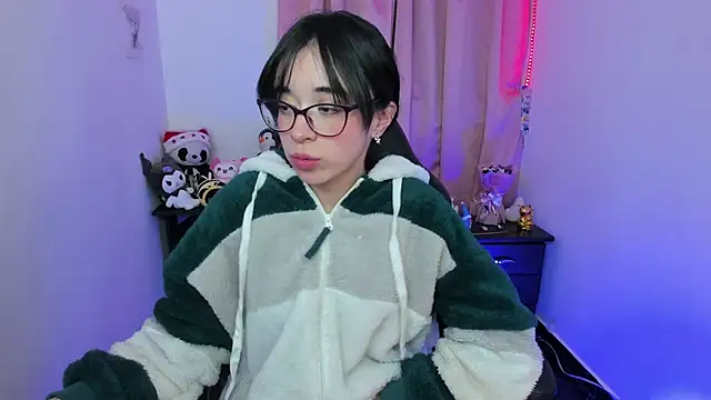 Snapshot of indra_cam chatting on January 23, 8:57 am indra cam online show from January 23, 8:57 am