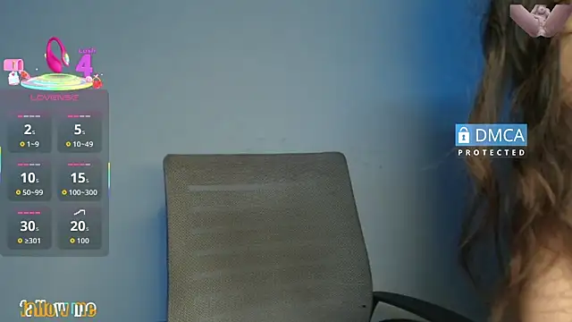 Snapshot of sameeksha_9 chatting on February 26, 1:37 am sameeksha 9 online show from February 26, 1:37 am