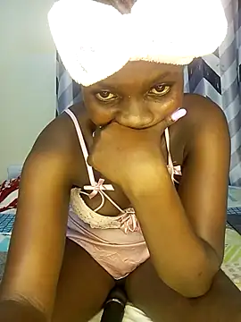 Snapshot of Slimthick900 chatting on March 14, 6:50 pm Slimthick900 online show from March 14, 6:50 pm