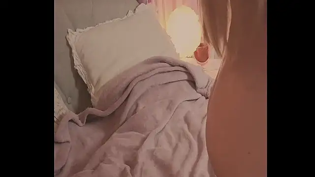 Blondecandie online show from September 11, 5:35 pm