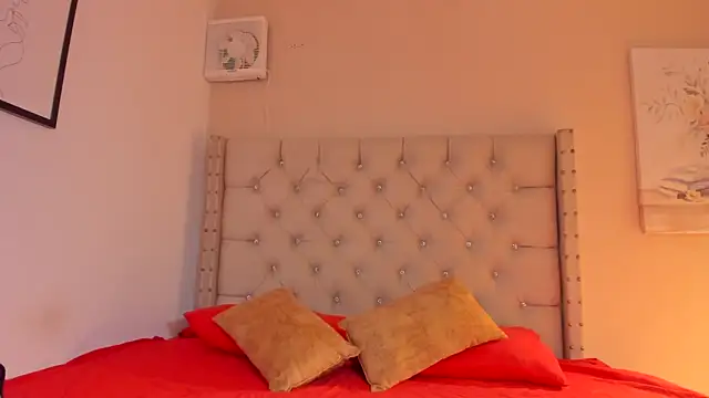 vanesasexyhot21 online show from March 1, 2:13 am