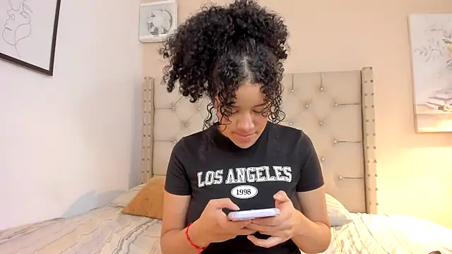 vanesasexyhot21 online show from March 21, 2:16 am