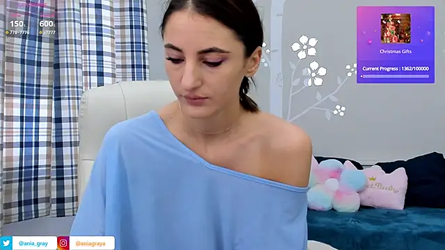 Snapshot of AniaGray chatting on December 10, 7:16 am AniaGray online show from December 10, 7:16 am