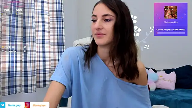 Snapshot of AniaGray chatting on December 10, 10:17 am AniaGray online show from December 10, 10:17 am