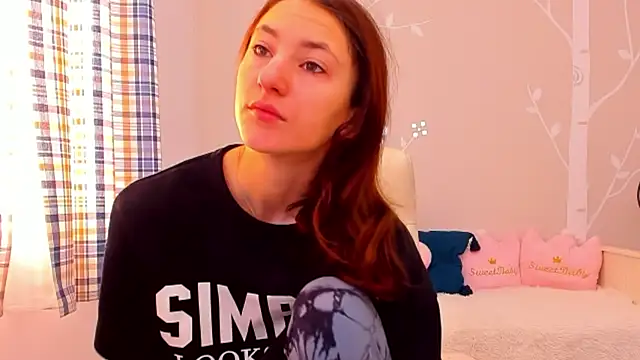 Snapshot of AniaGray chatting on February 4, 6:46 am AniaGray online show from February 4, 6:46 am