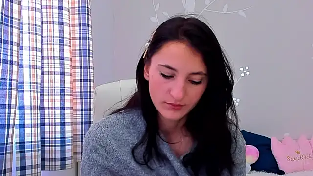 Snapshot of AniaGray chatting on February 7, 12:50 pm AniaGray online show from February 7, 12:50 pm