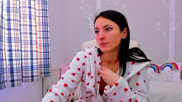 Snapshot of AniaGray chatting on February 11, 12:48 pm AniaGray online show from February 11, 12:48 pm