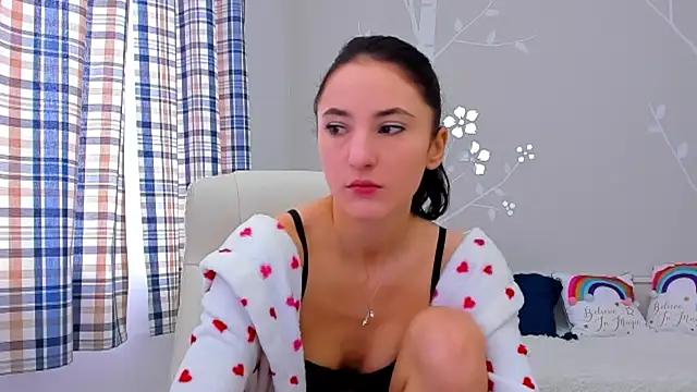 Snapshot of AniaGray chatting on February 13, 10:02 am AniaGray online show from February 13, 10:02 am