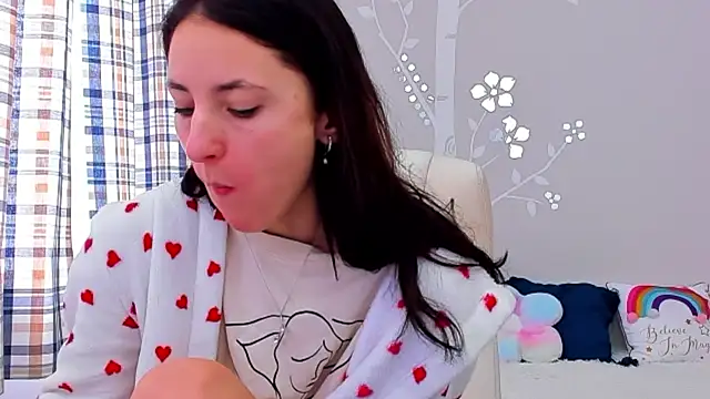 Snapshot of AniaGray chatting on February 15, 9:49 am AniaGray online show from February 15, 9:49 am