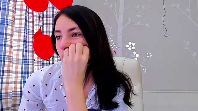 Snapshot of AniaGray chatting on February 25, 7:31 am AniaGray online show from February 25, 7:31 am