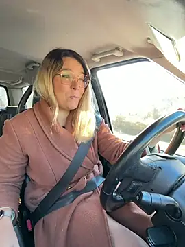 EmyLana online show from March 16, 7:01 am