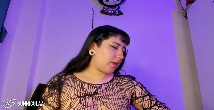 larissa01  online show from March 14, 8:03 pm