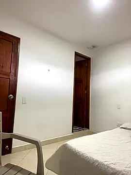 Im Amelia online show from October 8, 4:04 pm