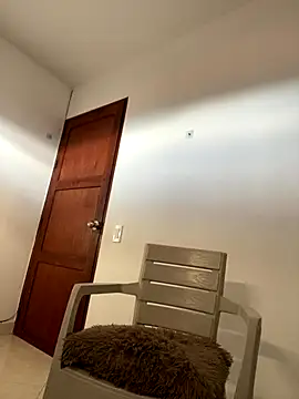 Im Amelia online show from December 13, 9:20 pm