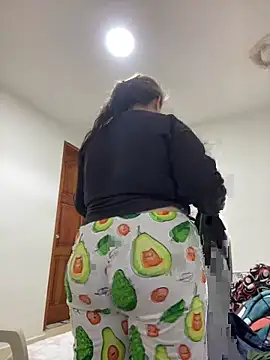 Im Amelia online show from March 12, 1:17 pm