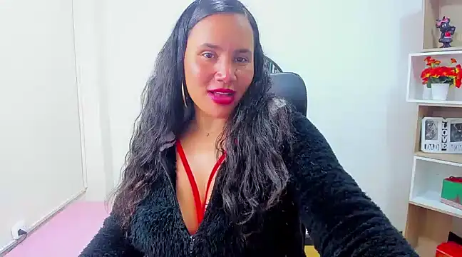 Saylor Lee22 online show from January 25, 7:17 am