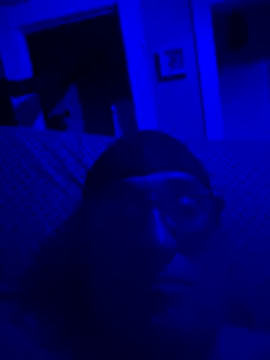 Snapshot of degiggxxx chatting on September 21, 8:27 am degiggxxx online show from September 21, 8:27 am