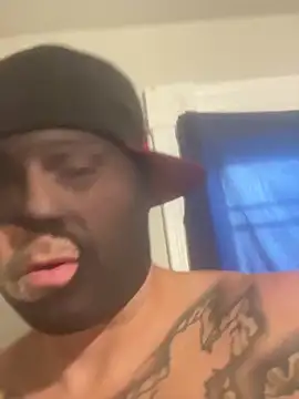 Snapshot of degiggxxx chatting on October 7, 6:38 pm degiggxxx online show from October 7, 6:38 pm