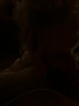 Snapshot of degiggxxx chatting on October 12, 10:14 am degiggxxx online show from October 12, 10:14 am