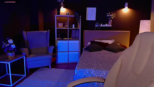 Arizonaa Muse online show from January 18, 12:26 pm