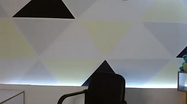 Snapshot of ZashaRomero chatting on February 21, 9:11 pm ZashaRomero online show from February 21, 9:11 pm