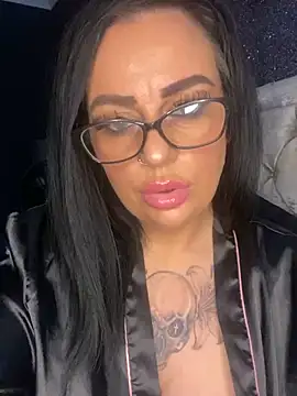 Snapshot of MissEssex chatting on January 29, 12:35 pm MissEssex online show from January 29, 12:35 pm