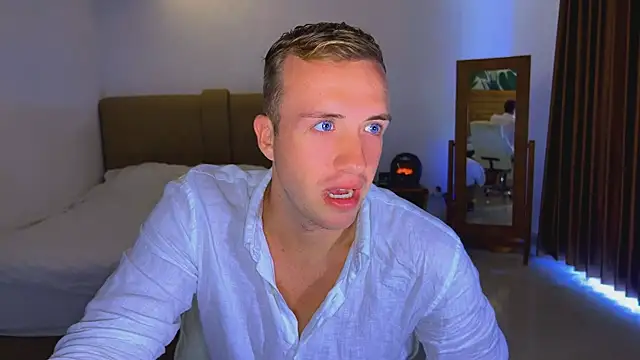 tommy cumfinger online show from April 15, 12:39 am