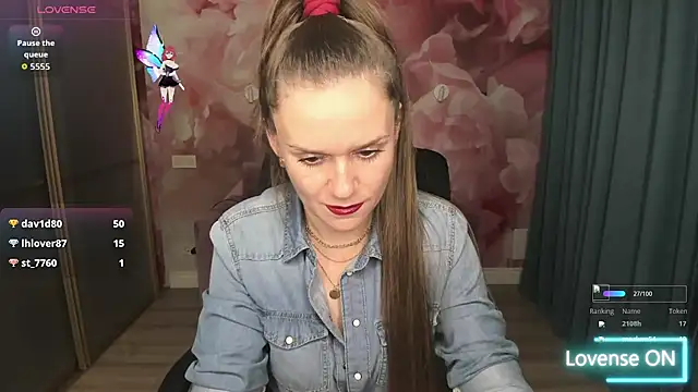 AriaGray online show from October 29, 8:10 pm