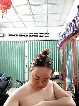 VyOanh2K online show from March 13, 3:18 pm