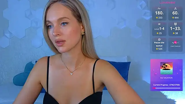 Snapshot of Lynna_Sparks chatting on July 20, 4:16 am Lynna Sparks online show from July 20, 4:16 am