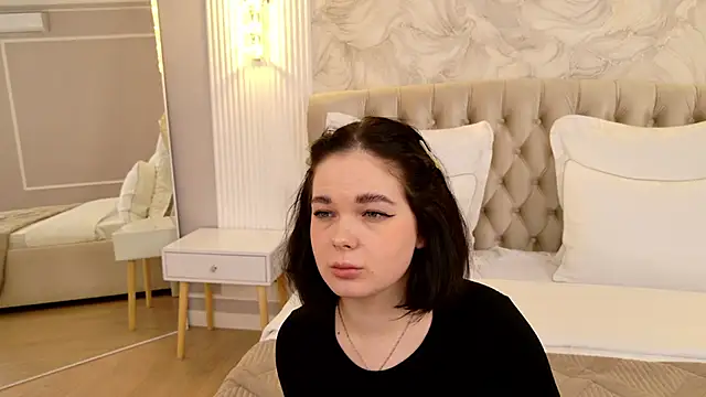 DeniseReese online show from February 11, 12:05 pm