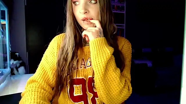 Snapshot of InesGold chatting on February 25, 7:25 pm InesGold online show from February 25, 7:25 pm