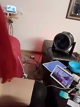 sissytrapdolly24 online show from April 7, 1:22 pm