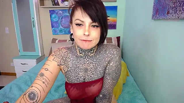 LolaRouse online show from January 9, 7:29 pm