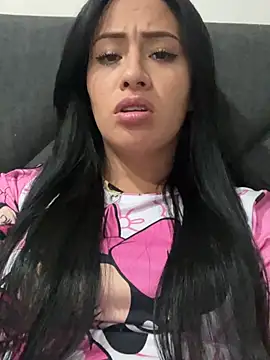 Sara luna  online show from June 28, 3:01 am