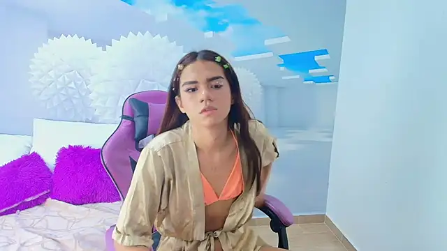 DEMI LEED online show from March 21, 2:29 pm