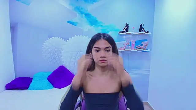 DEMI LEED online show from November 29, 11:35 am