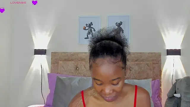 Rihana hot01 online show from April 2, 12:14 pm