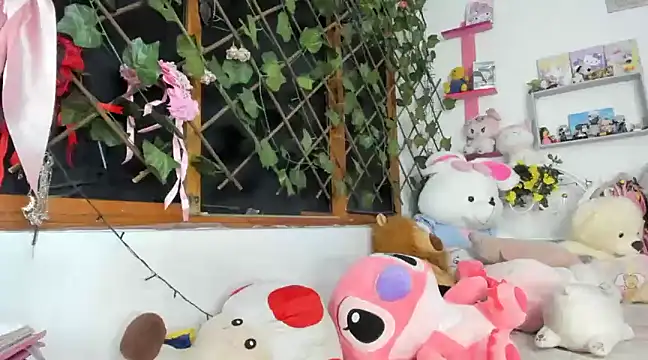 LunaDeCristall online show from March 3, 3:41 am