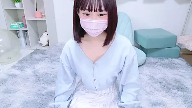 Snapshot of x-naru-x chatting on January 23, 1:56 pm x-naru-x online show from January 23, 1:56 pm