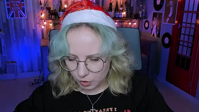 Snapshot of JasmineMilko chatting on December 25, 8:07 am JasmineMilko online show from December 25, 8:07 am