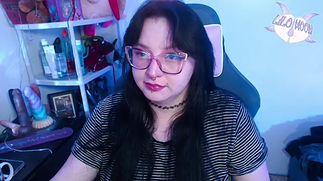 LiloMoon69 online show from January 27, 4:30 am