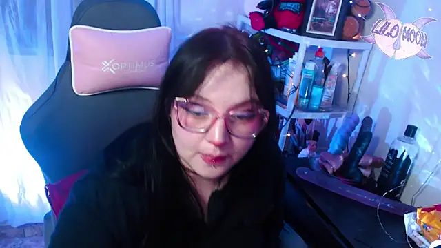 LiloMoon69 online show from January 31, 6:46 am