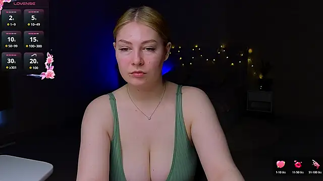 Catherine River online show from May 3, 3:51 pm