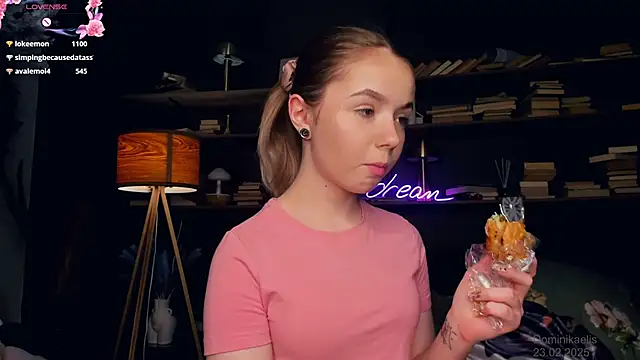 DominikaElis online show from February 24, 1:46 am