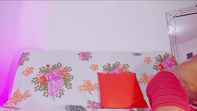 Deliciouscocoa online show from December 26, 11:35 pm