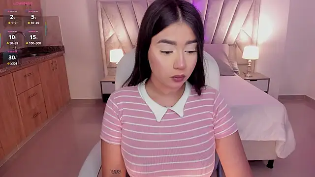 amelie jhons online show from October 5, 8:40 pm