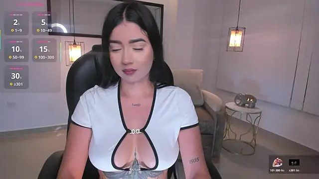 amelie jhons online show from March 30, 2:01 am